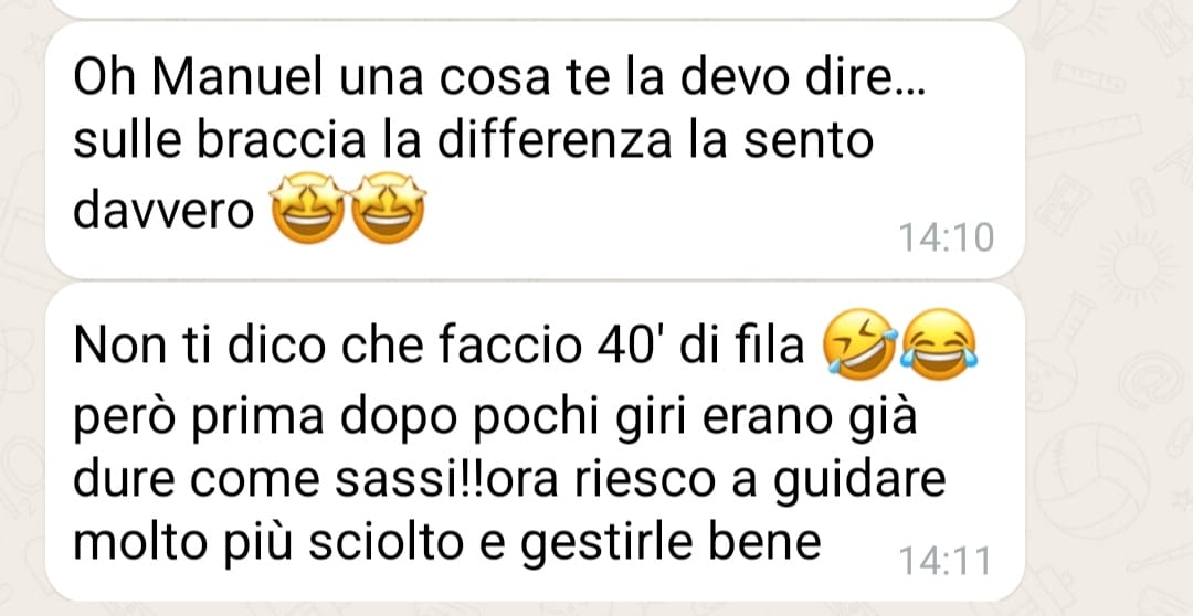 Testimonianza WhatsApp: miglioramento delle braccia dure